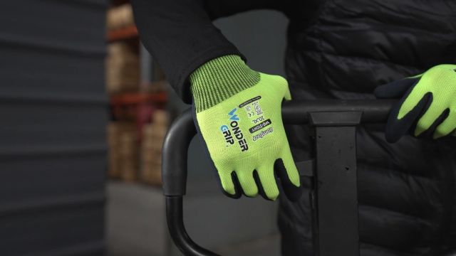 Protective gloves for professional use - Wonder Grip®